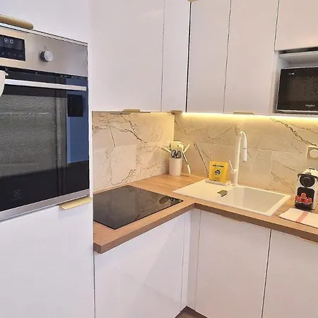 - 60 Sqm - Montmartre - 6p *