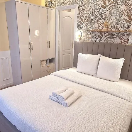 - 60 Sqm - Montmartre - 6p